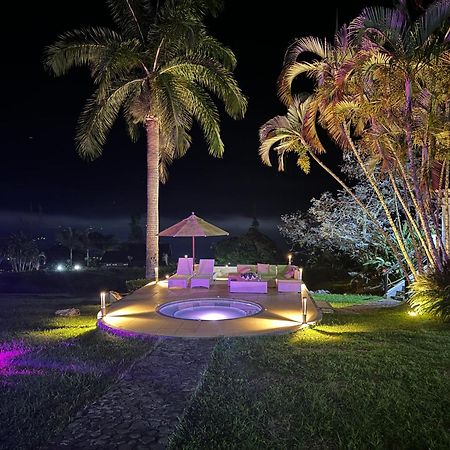 Hotel Maca Lago Calima Ngoại thất bức ảnh