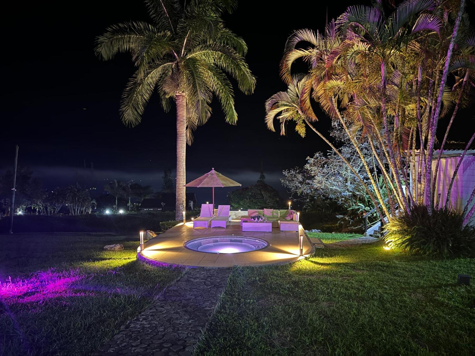 Hotel Maca Lago Calima Ngoại thất bức ảnh