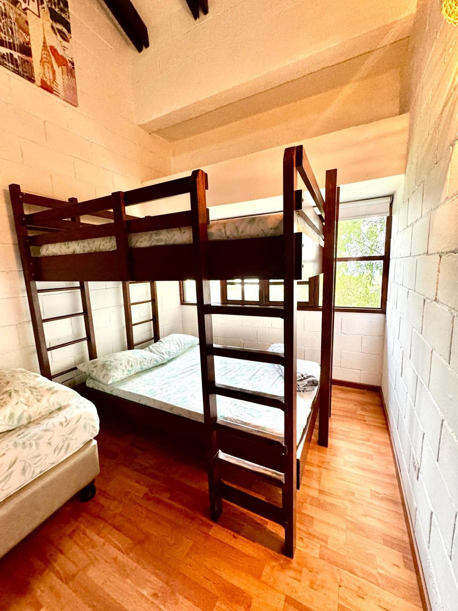 Hotel Maca Lago Calima Ngoại thất bức ảnh