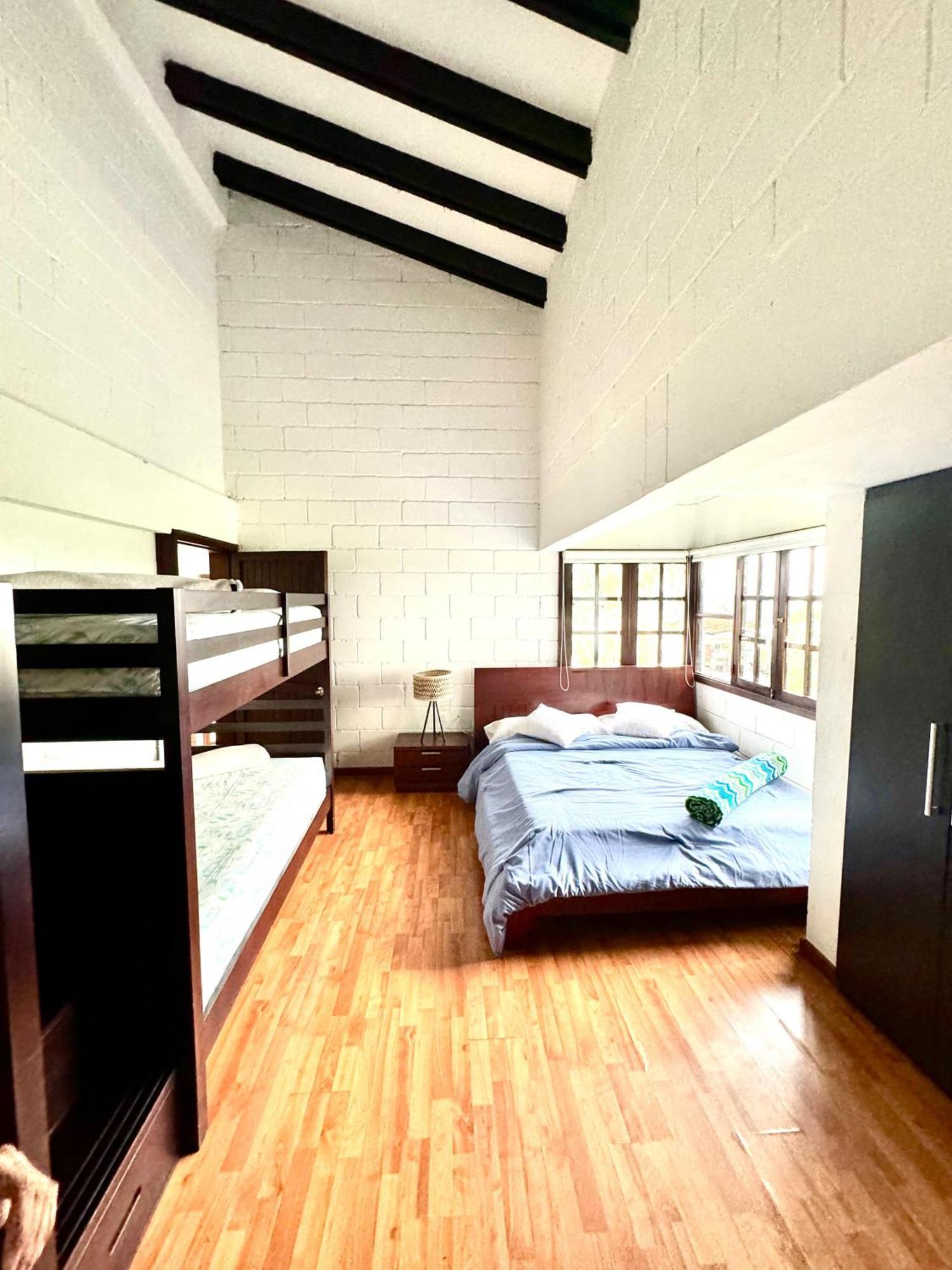 Hotel Maca Lago Calima Ngoại thất bức ảnh