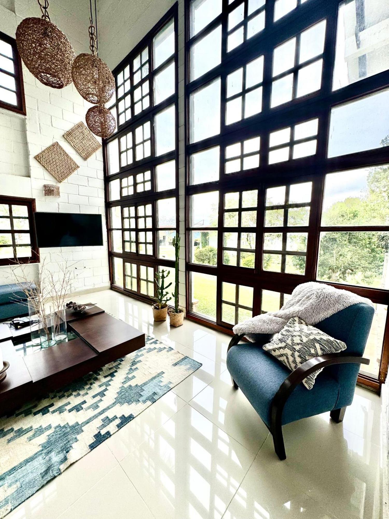 Hotel Maca Lago Calima Ngoại thất bức ảnh