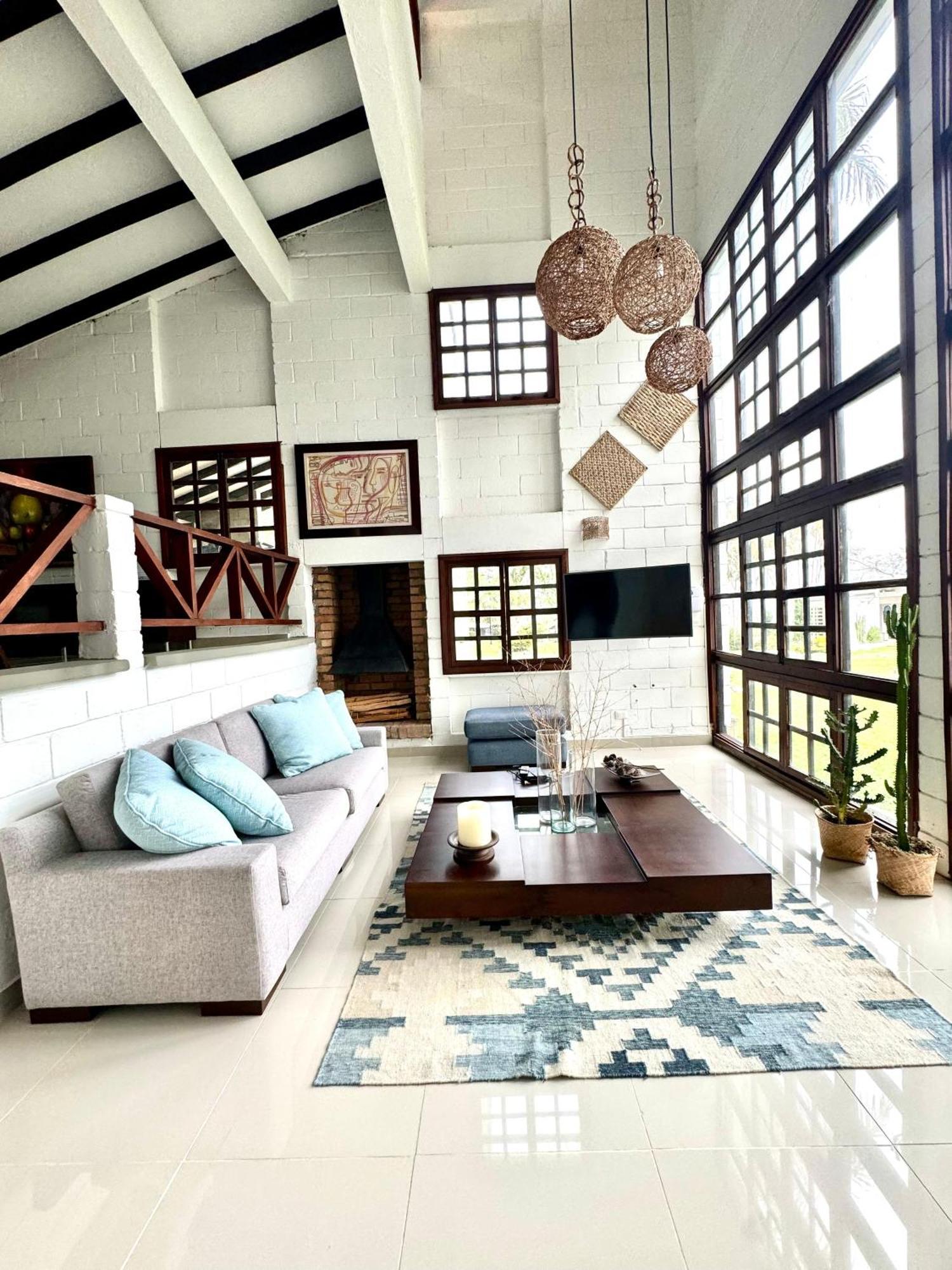 Hotel Maca Lago Calima Ngoại thất bức ảnh